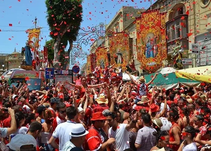 In Qawra * St Paul's Bay