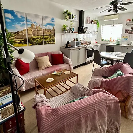 Appartement In Qawra *
