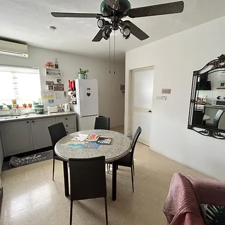 Appartement In Qawra *