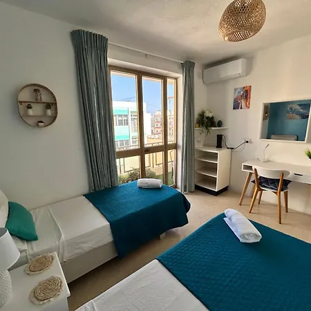 In Qawra 세인트폴스베이