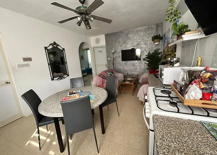 In Qawra * St. Paul's Bay